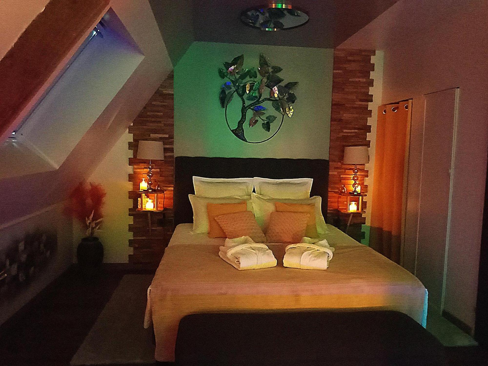 Manoir Du Grand Chene Hotel La Vraie-Croix Eksteriør billede